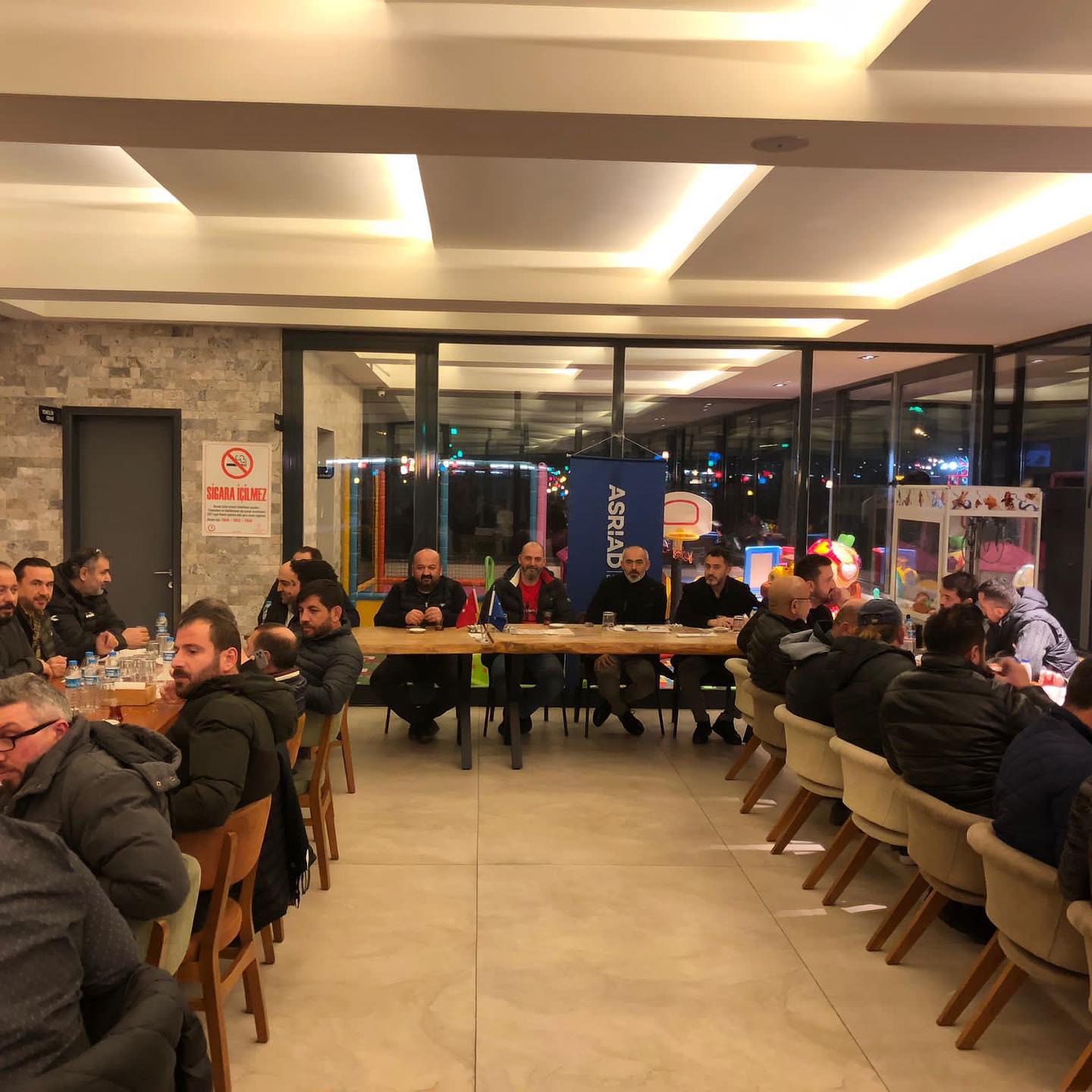 ASRİAD Üyeleri Düzenlenen Tirit Gecesin’de  Buluştu 
