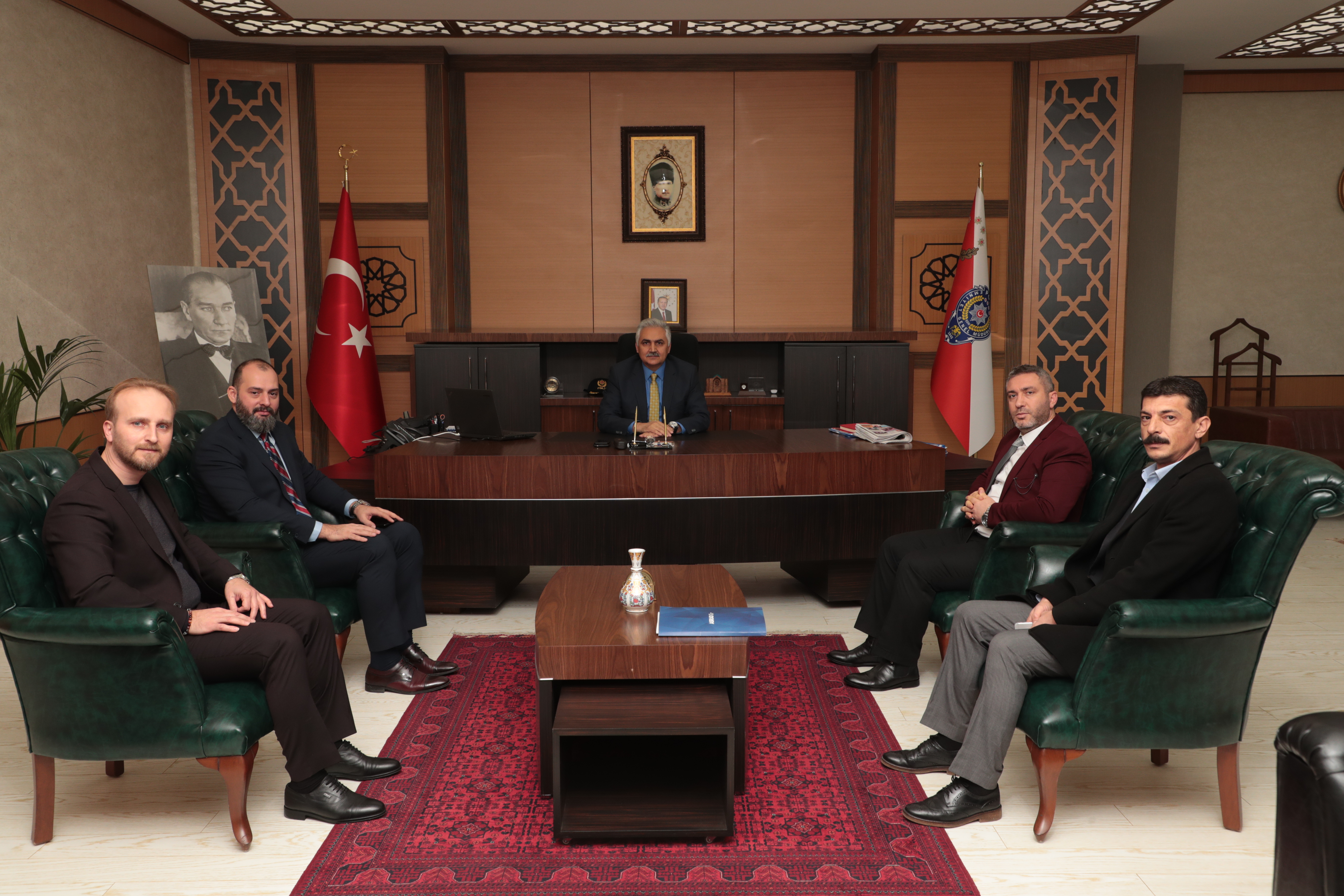 Asriad Samsun Şubeden İl Emniyet Müdürü'ne Nezaket Ziyareti