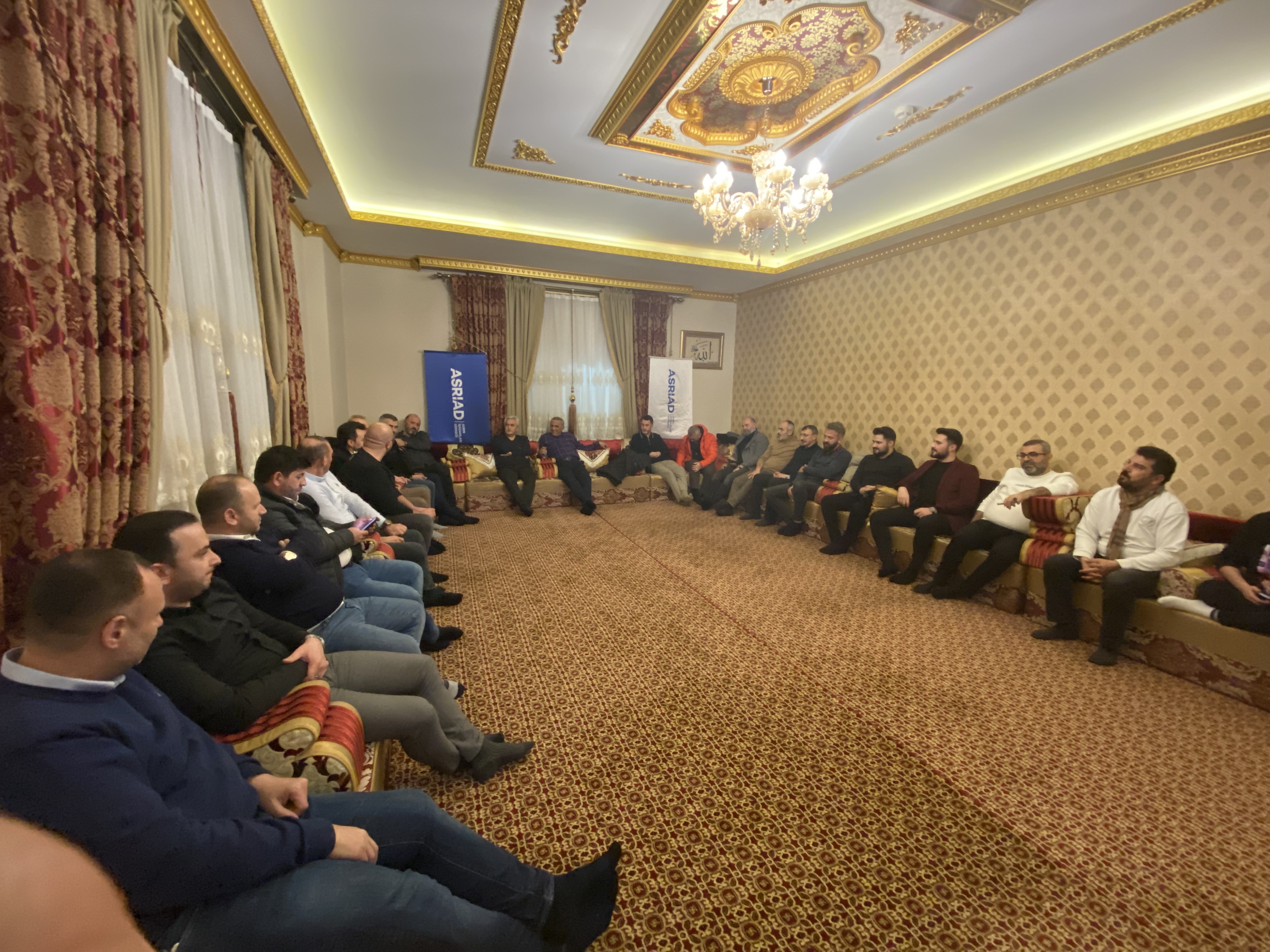 ASRİAD Üyeleri Tirit Gecesinde Buluştu